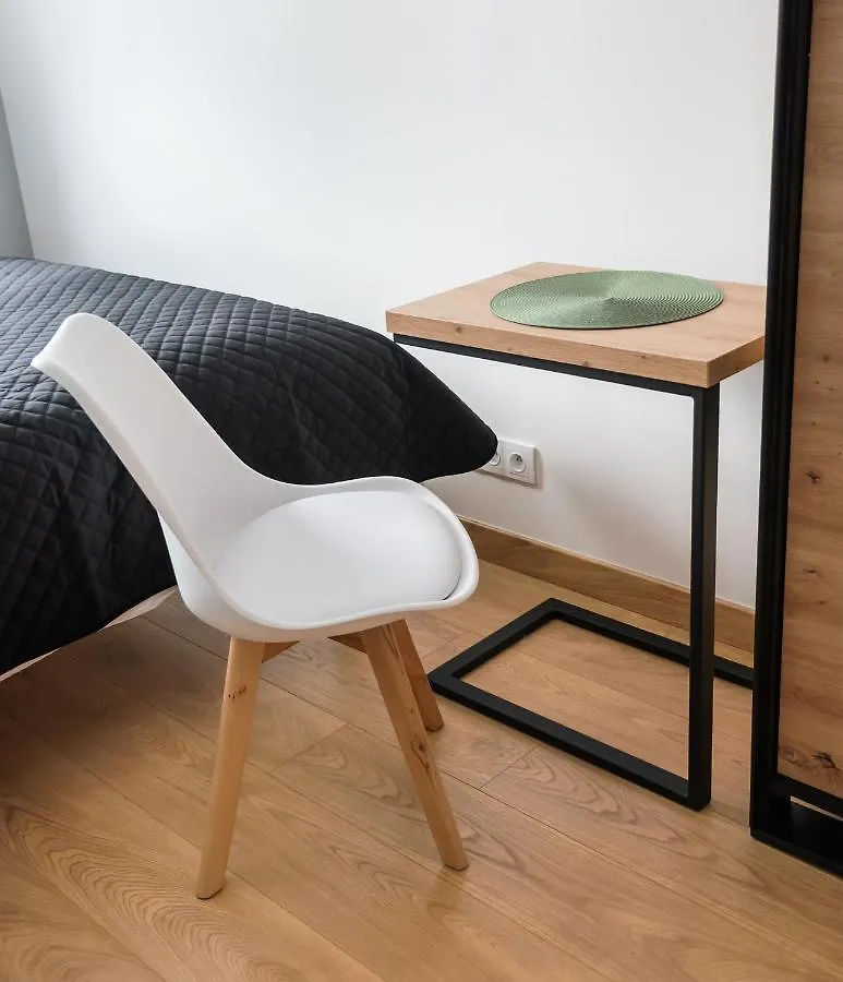 Wola Skwer Sunny Apartment Warsaw
